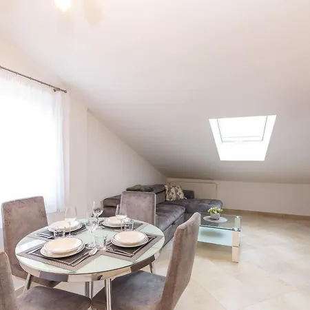 Apartmani Simi - The Wave Crikvenica Exterior photo