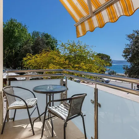 Apartmani Simi - The Wave Crikvenica Exterior photo